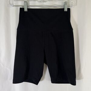 Offline by Aerie Bike Shorts Womens Small Solid Black Pull On Stretchy 7" Inseam